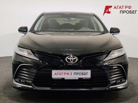 2021 Toyota Camry VIII (XV70) Рестайлинг, чёрный, 2425000 рублей, вид 2