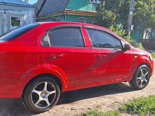 2007 Chevrolet Aveo I Рестайлинг, красный, 400000 рублей, вид 4