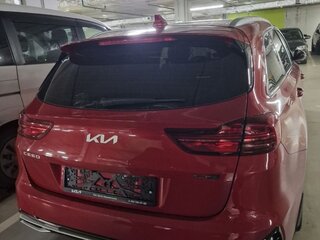 2022 Kia Ceed III Рестайлинг, красный, 2300000 рублей, вид 2