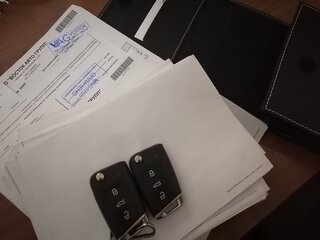 2017 Volkswagen Tiguan II, коричневый, 2380000 рублей, вид 3