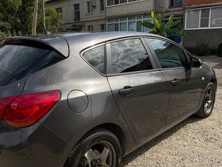 2011 Opel Astra J, серый, 580000 рублей, вид 5