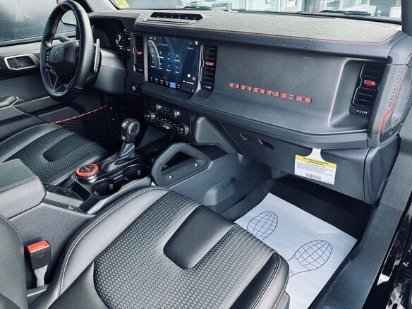 2026 Ford Bronco Raptor VI, чёрный - вид 13