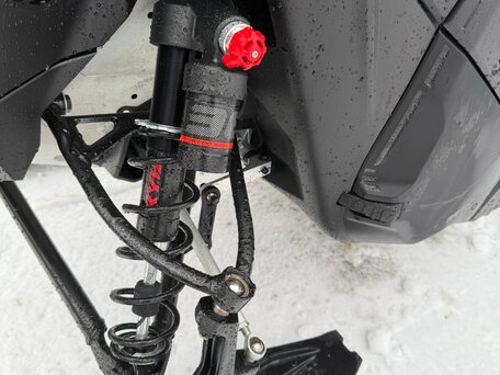 2026 BRP Ski-Doo Summit 850, чёрный, 2590000 рублей, вид 4