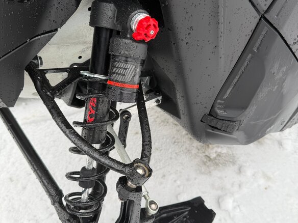 2026 BRP Ski-Doo Summit 850, чёрный, 2590000 рублей - вид 3