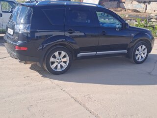 2008 Mitsubishi Outlander II, чёрный, 975000 рублей, вид 5