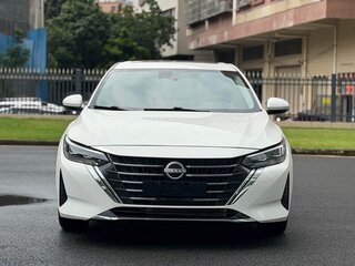 2023 Nissan Sylphy IV (B18) Рестайлинг, белый, 1452000 рублей, вид 5