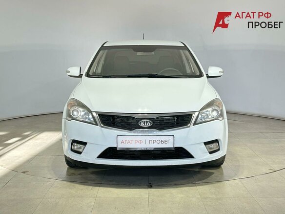 2010 Kia Ceed I, белый, 610000 рублей - вид 1