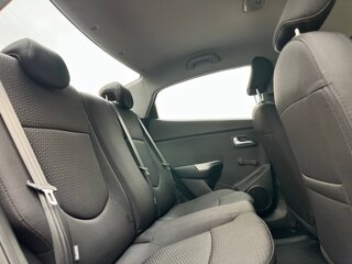 2015 Kia Rio III Рестайлинг, серебристый, 1190000 рублей, вид 4