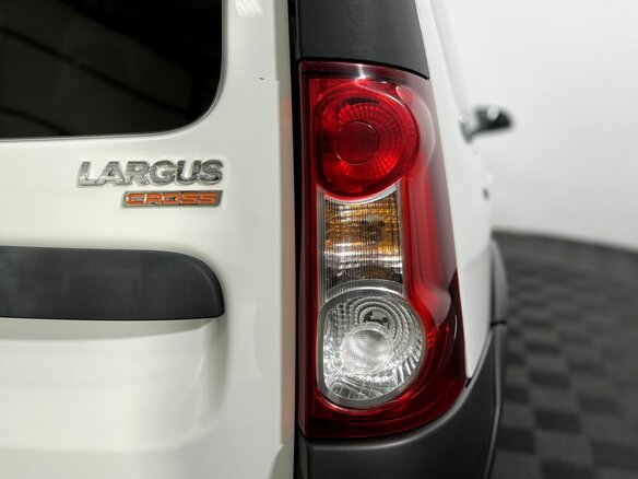 2021 Lada (ВАЗ) Largus Cross I, белый, 845000 рублей - вид 18