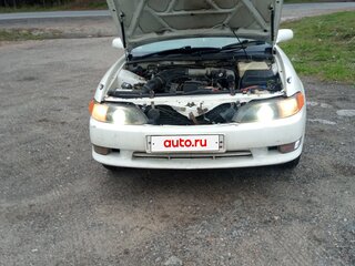 1996 Toyota Mark II VII (X90), белый, 400000 рублей, вид 3