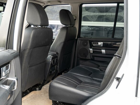 2014 Land Rover Discovery IV Рестайлинг, белый - вид 10