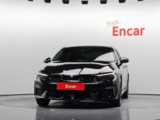 2025 Kia K5 III Рестайлинг, чёрный, 2675000 рублей, вид 2