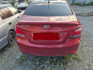 2016 Hyundai Solaris I Рестайлинг, красный, 694000 рублей, вид 5