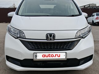 2021 Honda Freed II Рестайлинг, белый, 2000000 рублей, вид 1