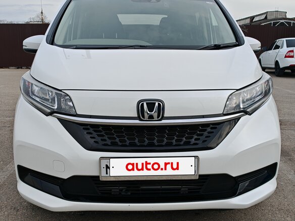 2021 Honda Freed II Рестайлинг, белый, 2000000 рублей