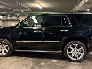 2015 Cadillac Escalade IV, чёрный, 4170000 рублей, вид 3
