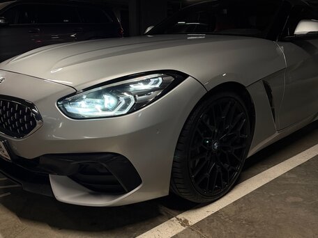 2019 BMW Z4 20i III (G29), серебристый, 4090000 рублей, вид 3