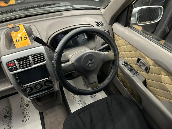 2001 Nissan Cube I Рестайлинг (Z10), серый, 199999 рублей - вид 15