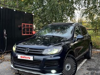 2013 Volkswagen Touareg II, синий, 1990000 рублей, вид 1