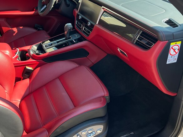 2022 Porsche Macan GTS I Рестайлинг 2, серый, 10000000 рублей - вид 5