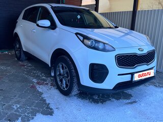 2017 Kia Sportage IV, белый, 2150000 рублей, вид 3