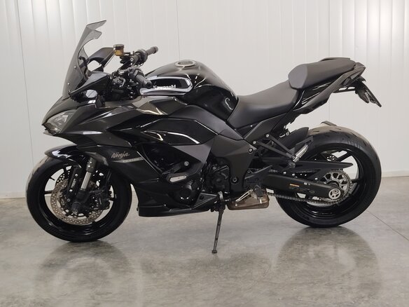 2020 Kawasaki Z 1000SX, чёрный, 1029000 рублей - вид 4