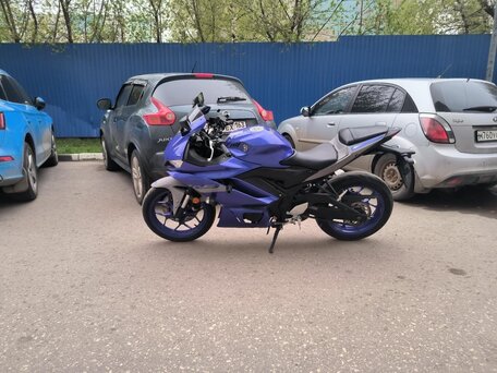 2021 Yamaha YZF-R3, синий, 499999 рублей, вид 4