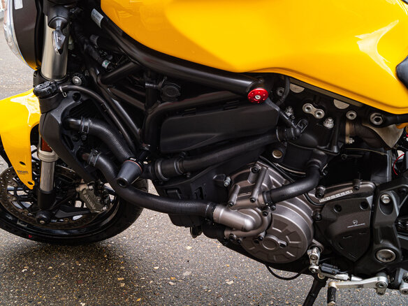 2018 Ducati Monster 821, жёлтый, 821000 рублей - вид 9