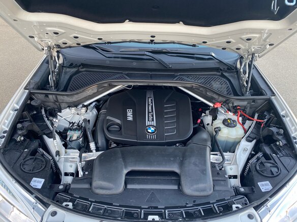 2017 BMW X6 30d II (F16), белый, 4850000 рублей - вид 14