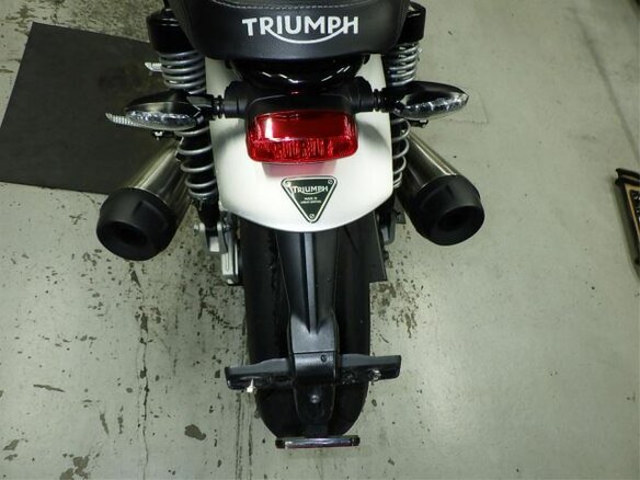 2024 Triumph Speed Twin, красный, 1220000 рублей - вид 15