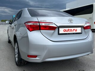 2013 Toyota Corolla XI (E160, E170, E180), серебристый, 1340000 рублей, вид 5