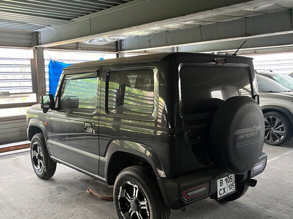 2020 Suzuki Jimny Kei car IV, чёрный, 1650000 рублей - вид 5
