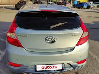 2012 Hyundai Solaris I, серый, 750000 рублей, вид 3