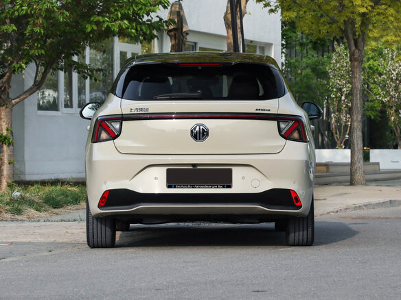 2026 MG 4 EV 53.95 kWh II, бежевый, 1950000 рублей - вид 36