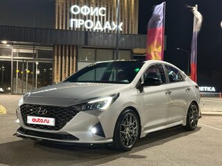 2020 Hyundai Solaris II Рестайлинг, серый, 2000000 рублей, вид 1
