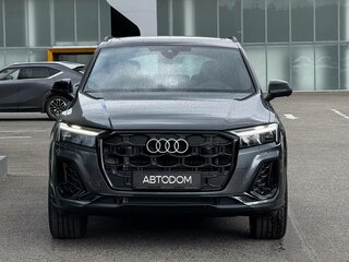 2025 Audi Q7 45 TFSI II (4M) Рестайлинг 2, серый, 11990000 рублей, вид 2