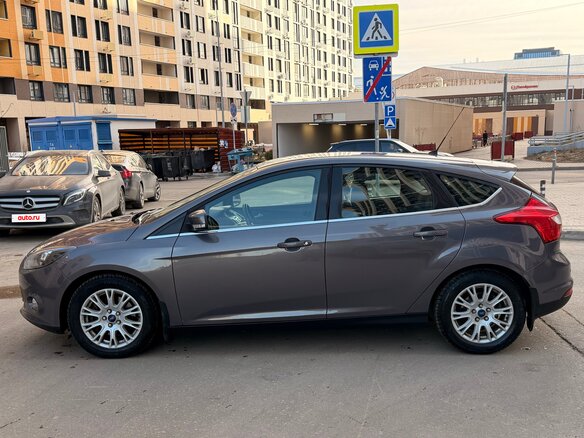 2012 Ford Focus III, серый, 900000 рублей - вид 1
