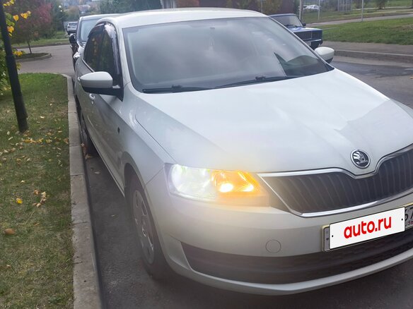 2014 Skoda Rapid I, белый, 735000 рублей - вид 2