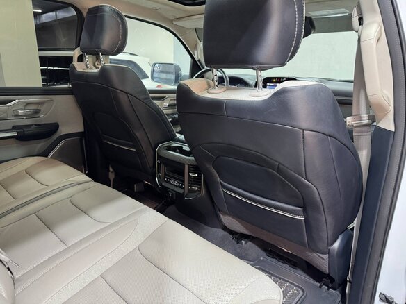 2023 Ram 1500 Crew Cab eTorque V, белый, 9990000 рублей - вид 35