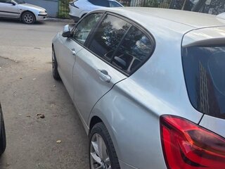 2016 BMW 1 серии 118i II (F20/F21) Рестайлинг, серый, 1400000 рублей, вид 4
