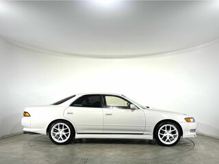 1995 Toyota Mark II VII (X90), белый, 800000 рублей, вид 5