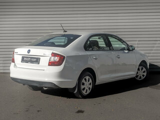 2019 Skoda Rapid I Рестайлинг, белый, 850000 рублей, вид 5
