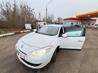 2011 Renault Fluence I, белый, 549000 рублей, вид 3