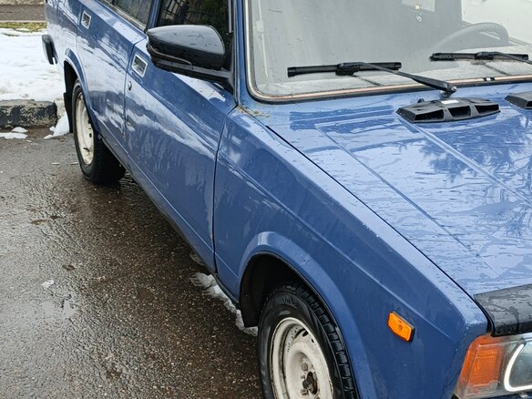 2004 Lada (ВАЗ) 2105, синий, 300000 рублей - вид 10