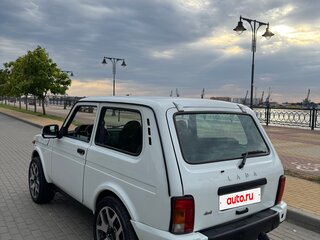 2018 Lada (ВАЗ) 2121 (4x4) Urban I Рестайлинг, белый, 750000 рублей, вид 4