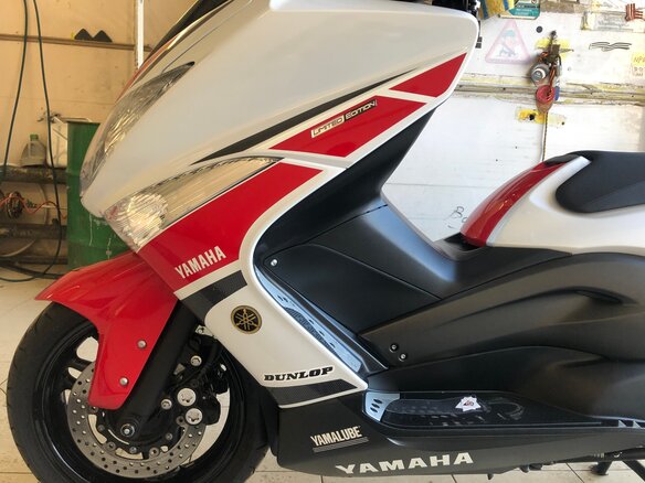 2011 Yamaha TMAX, белый, 850000 рублей - вид 8