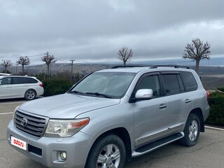2012 Toyota Land Cruiser 200 Series Рестайлинг 1, серебристый, 3700000 рублей, вид 1