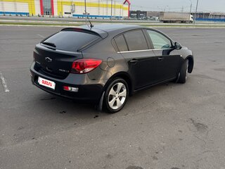 2011 Chevrolet Cruze I, чёрный, 585000 рублей, вид 3