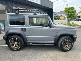 2023 Suzuki Jimny Sierra IV, серый, 1480000 рублей, вид 5