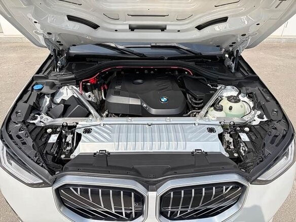 2025 BMW X3 Long 25L xDrive IV (G45/G48), белый, 6200000 рублей - вид 12